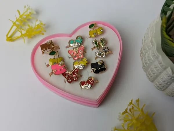 Multi-Piece Kids Cartoon Candy Rings Set - Flower, Rainbow, and Animal Shapes - Colorful Mix Jewelry Rings for Girls - Adjustable and Cute Pretend Play Makeup Toys - Perfect Gift for Girls - Image 4