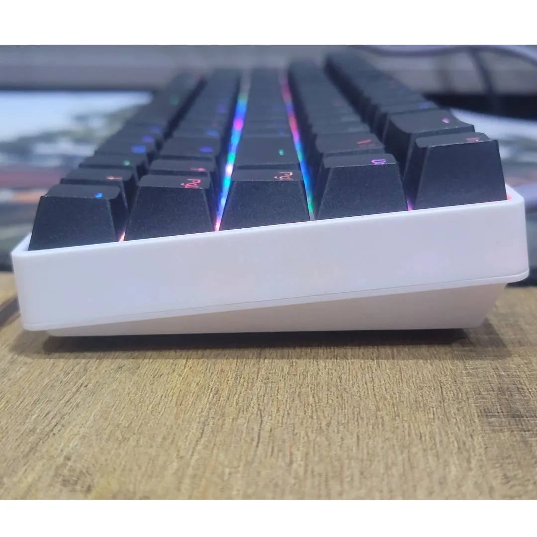 ergonomic gaming keyboard