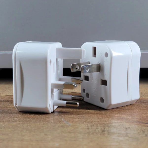 3 in 1 socket